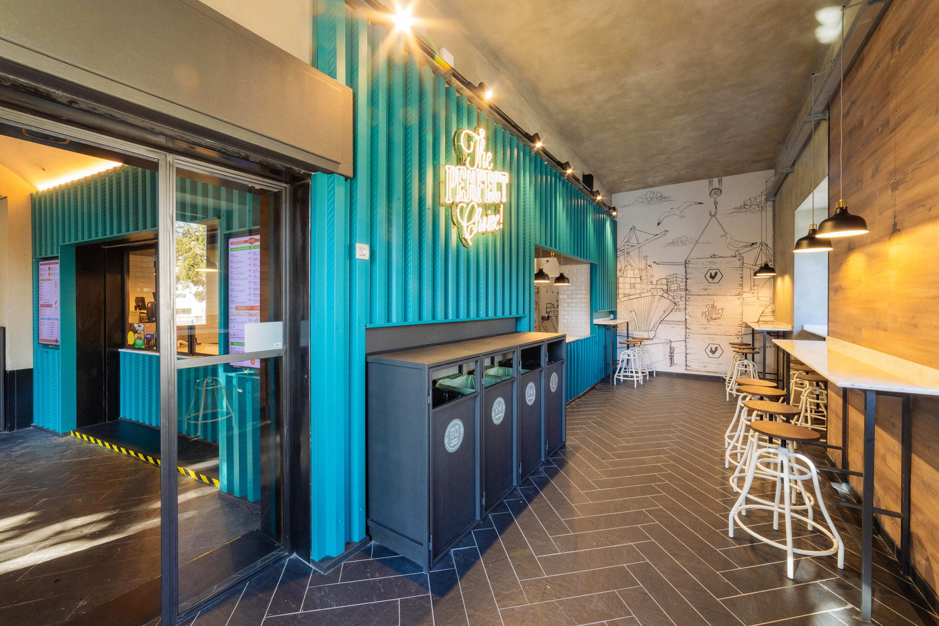 rooster porto antico